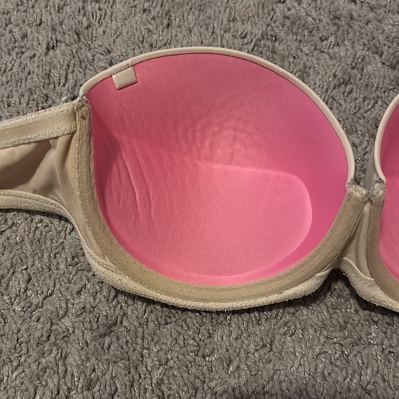 PINK Nude Strapless Bra - Picture 5 of 9